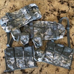 Lot of 8 USGI Military ACU Camo Waist Packs Pouches Bandoleers